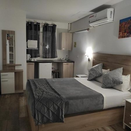Hostal Olozaga Alicante Bagian luar foto