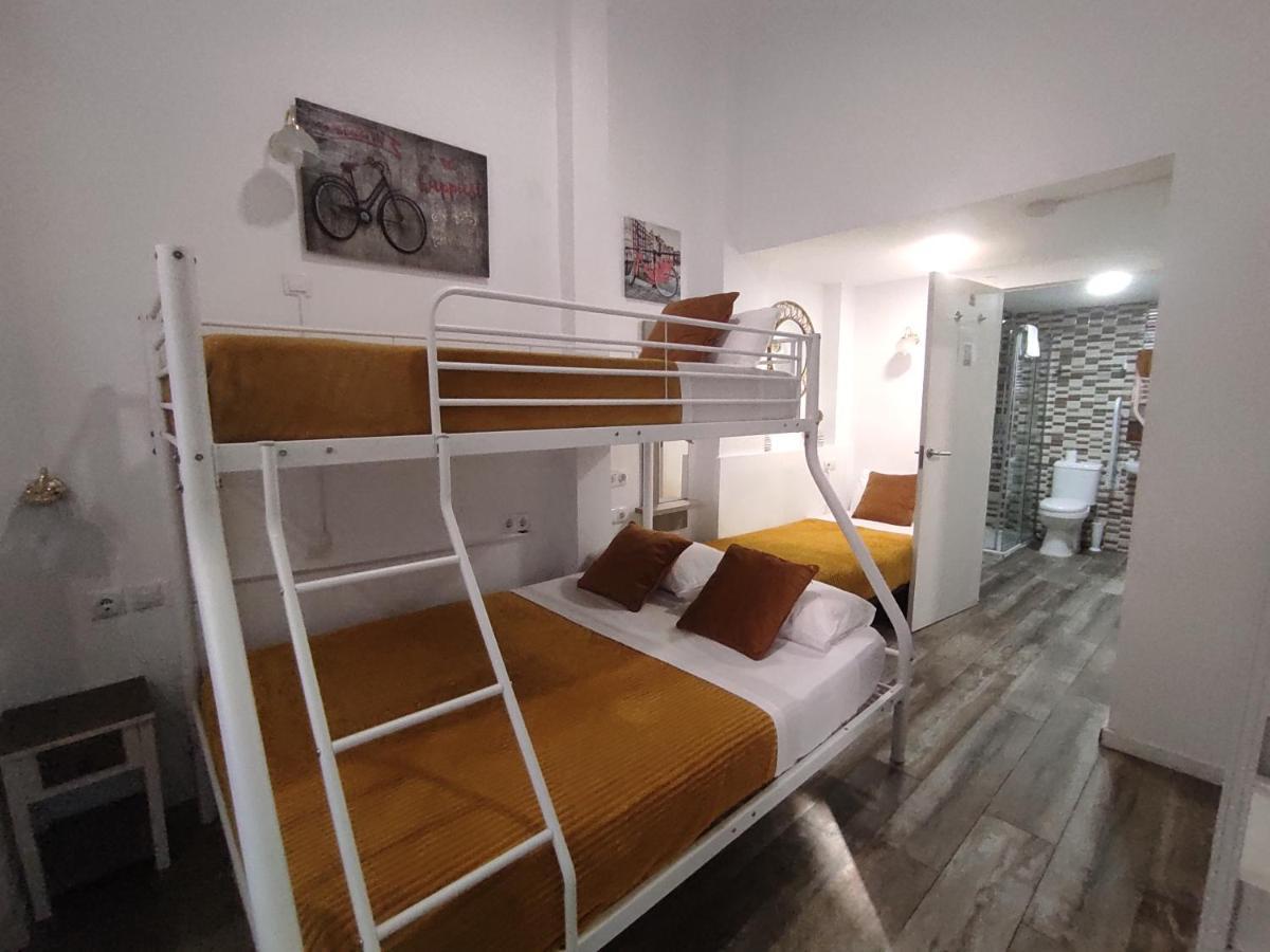 Hostal Olozaga Alicante Bagian luar foto